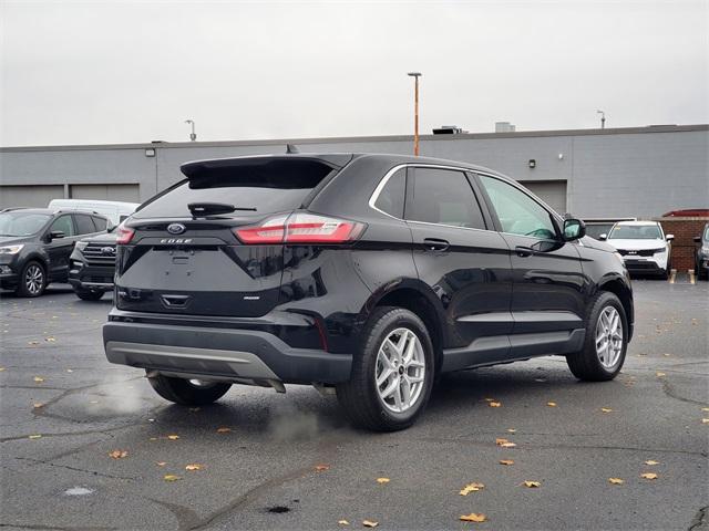 used 2024 Ford Edge car, priced at $25,900