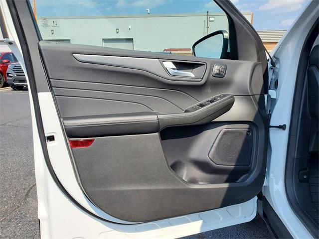 used 2023 Ford Escape car, priced at $25,900