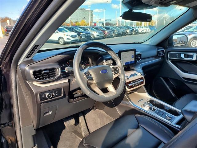 used 2023 Ford Explorer car, priced at $29,900