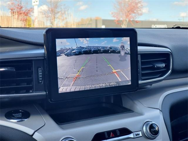 used 2023 Ford Explorer car, priced at $29,900