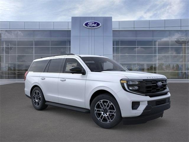 new 2025 Ford Expedition car, priced at $67,675