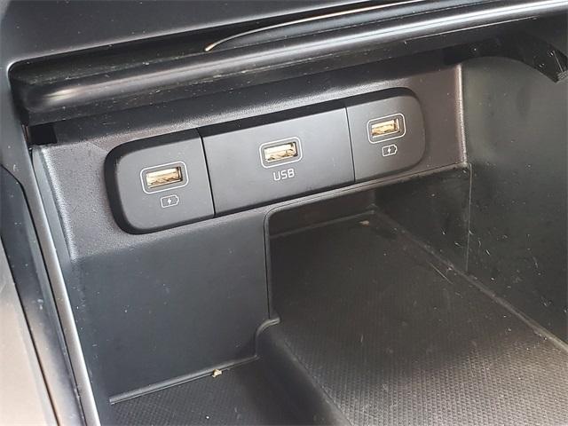 used 2023 Kia Sorento car
