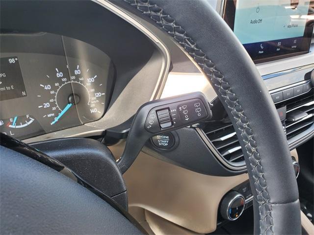used 2022 Ford Escape car, priced at $23,500