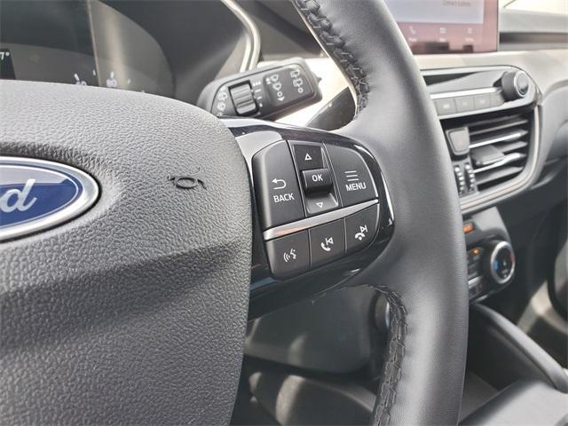 used 2022 Ford Escape car, priced at $23,900