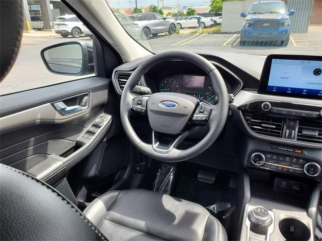 used 2022 Ford Escape car, priced at $23,900