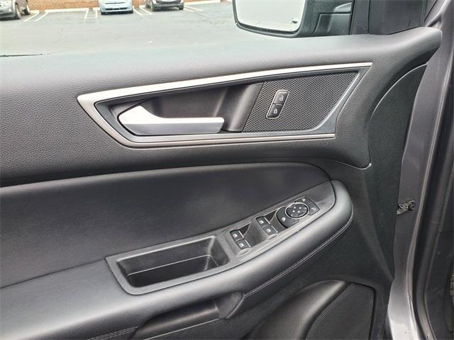 used 2024 Ford Edge car, priced at $25,900