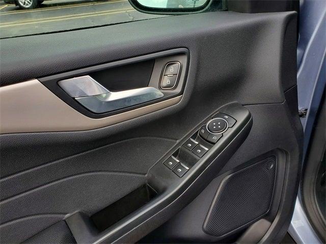 used 2022 Ford Escape car, priced at $22,900