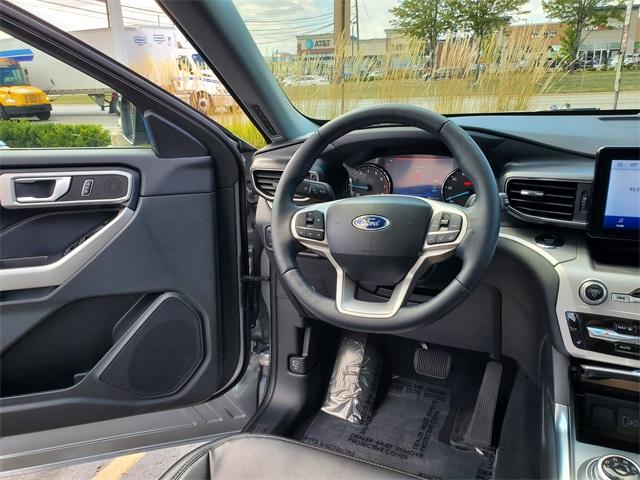 used 2023 Ford Explorer car, priced at $33,900