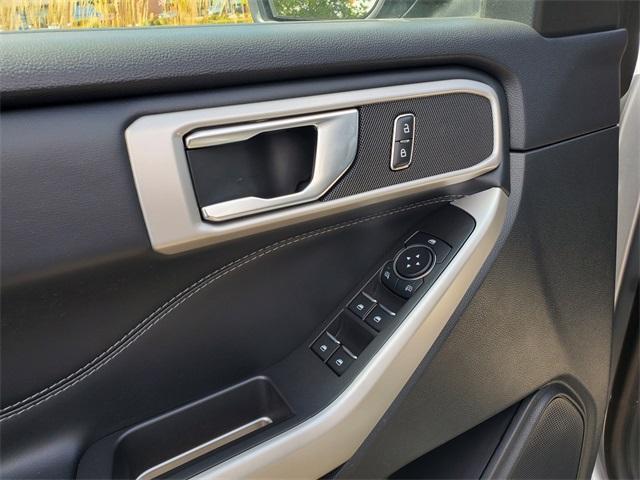 used 2023 Ford Explorer car, priced at $33,900