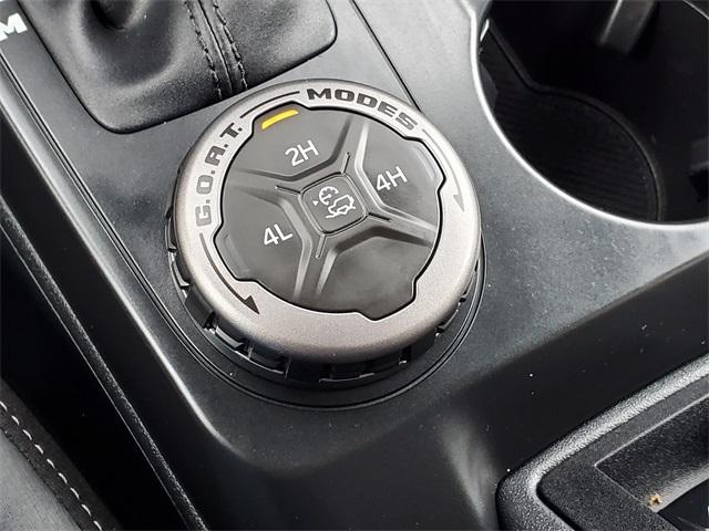 used 2025 Ford Bronco car, priced at $40,900