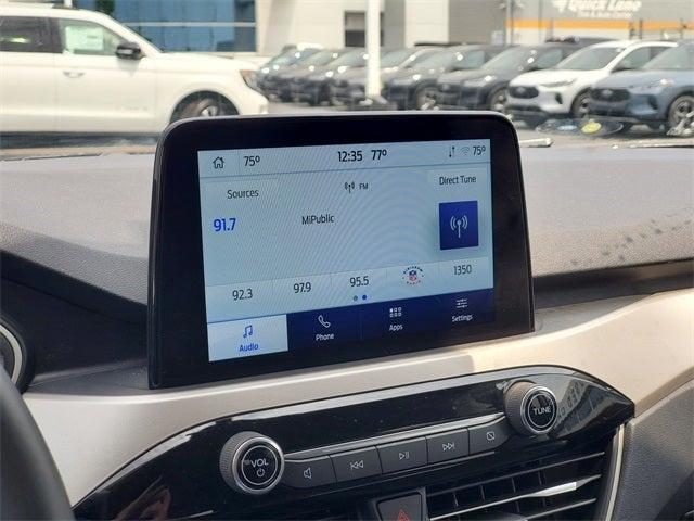 used 2022 Ford Escape car, priced at $22,900