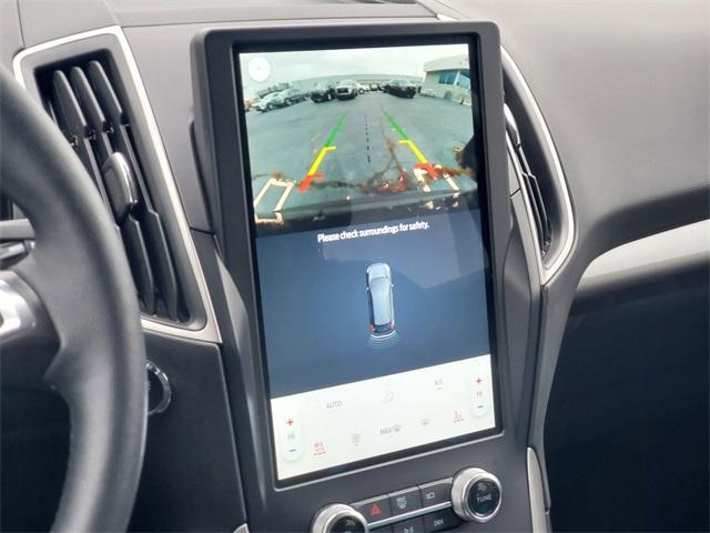 used 2024 Ford Edge car, priced at $26,900