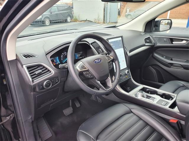 used 2024 Ford Edge car, priced at $26,900