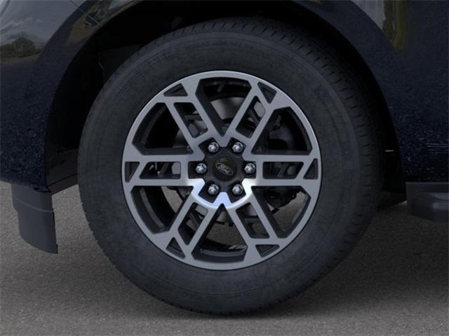 new 2025 Ford Expedition car, priced at $67,149