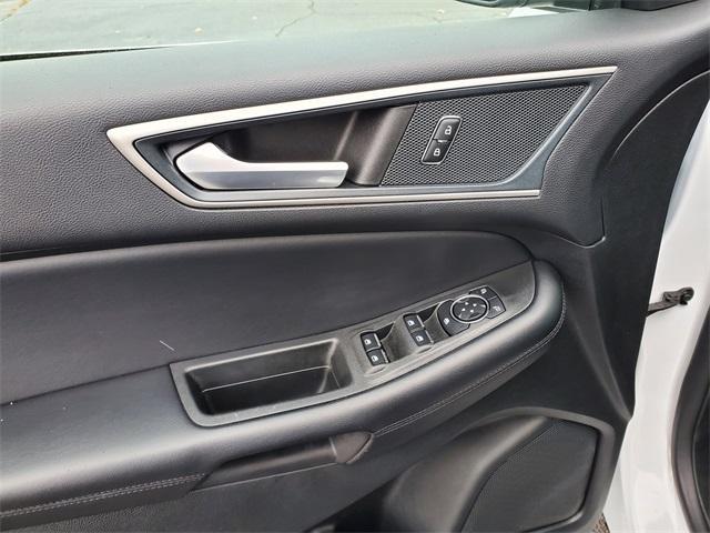 used 2024 Ford Edge car, priced at $25,500