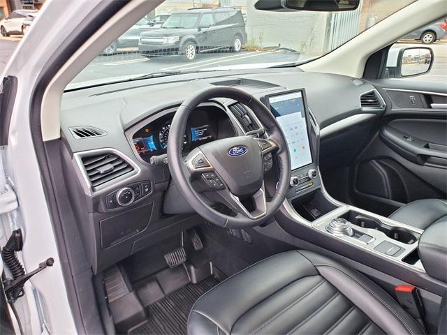 used 2024 Ford Edge car, priced at $25,500