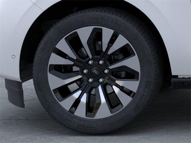 new 2025 Ford Expedition Max car, priced at $77,066