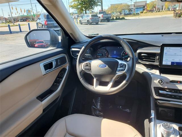 used 2023 Ford Explorer car, priced at $28,900