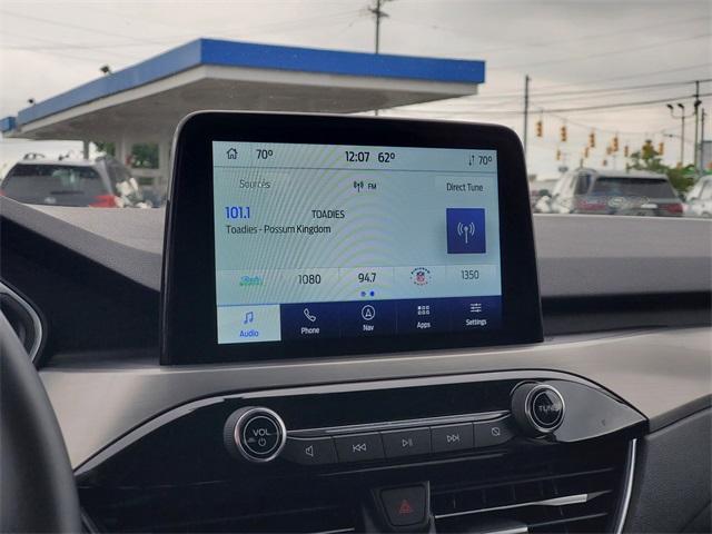 used 2022 Ford Escape car, priced at $26,900