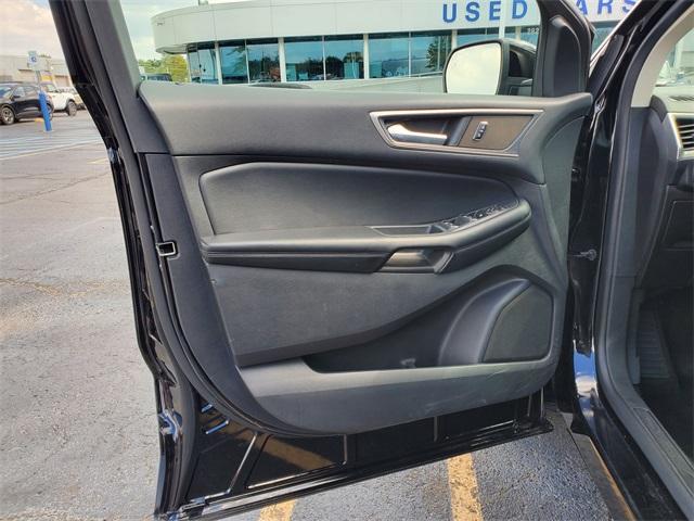 used 2022 Ford Edge car, priced at $24,900