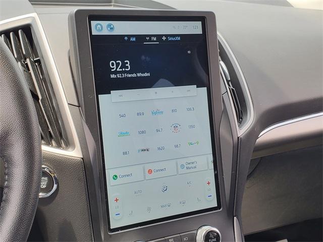 used 2022 Ford Edge car, priced at $27,900