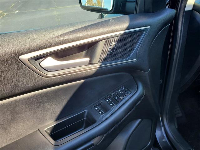 used 2022 Ford Edge car, priced at $24,900