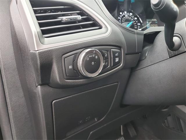 used 2024 Ford Edge car, priced at $24,900