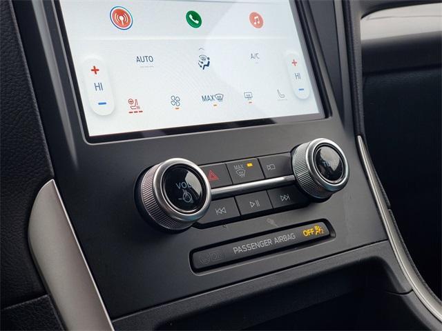 used 2024 Ford Edge car, priced at $24,900