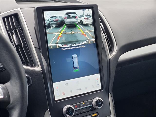 used 2024 Ford Edge car, priced at $24,900
