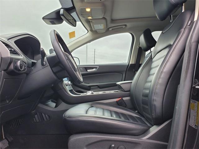 used 2024 Ford Edge car, priced at $24,900