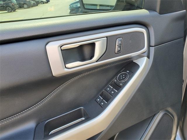 used 2022 Ford Explorer car, priced at $32,900
