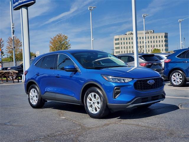used 2023 Ford Escape car, priced at $22,500