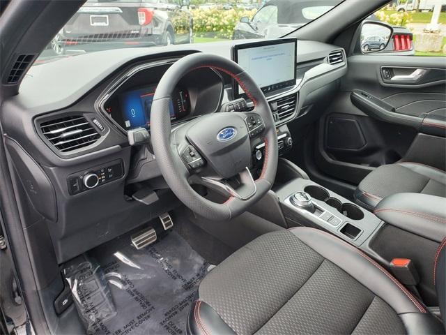 used 2023 Ford Escape car, priced at $25,900