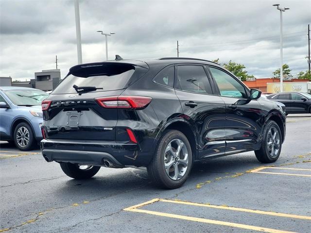 used 2023 Ford Escape car, priced at $25,900