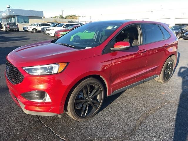 used 2024 Ford Edge car, priced at $39,900