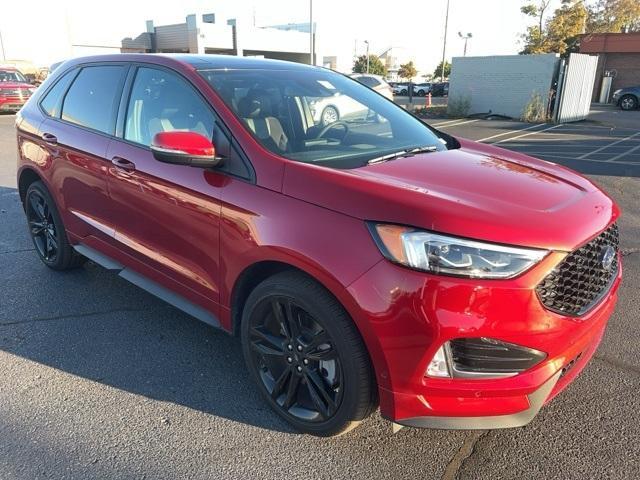 used 2024 Ford Edge car, priced at $39,900
