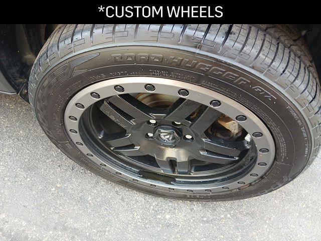 used 2019 Jeep Cherokee car, priced at $13,997