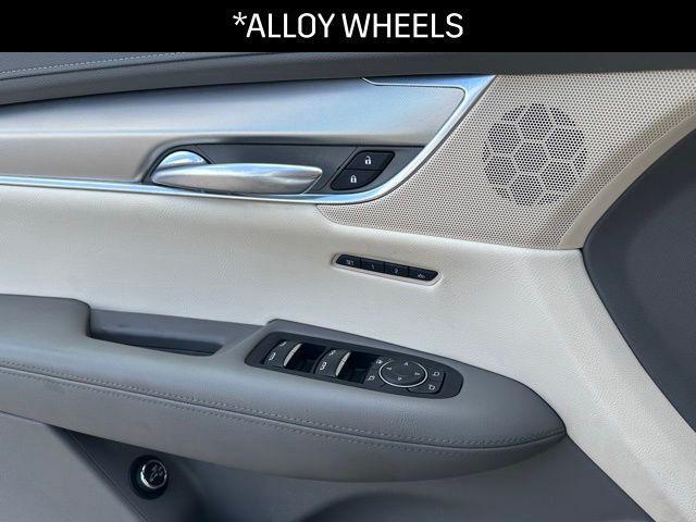 used 2019 Cadillac XT5 car, priced at $17,997