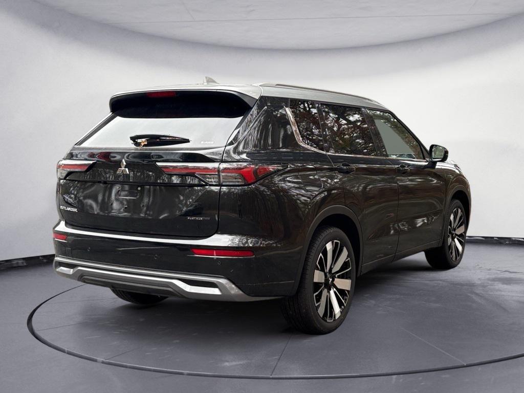 new 2025 Mitsubishi Outlander car, priced at $46,640