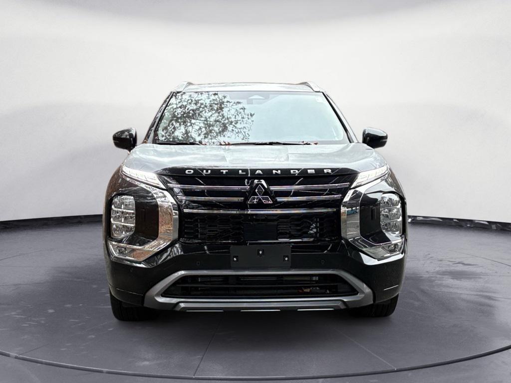 new 2025 Mitsubishi Outlander car, priced at $46,640