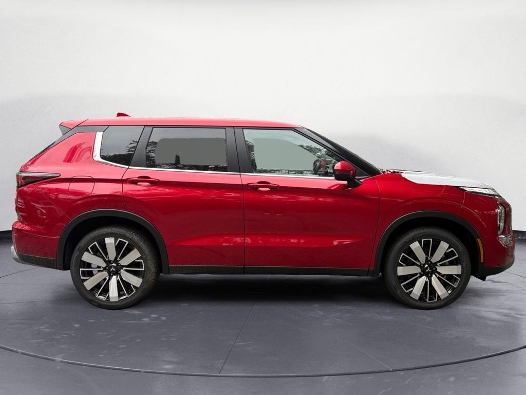 new 2025 Mitsubishi Outlander car, priced at $38,280