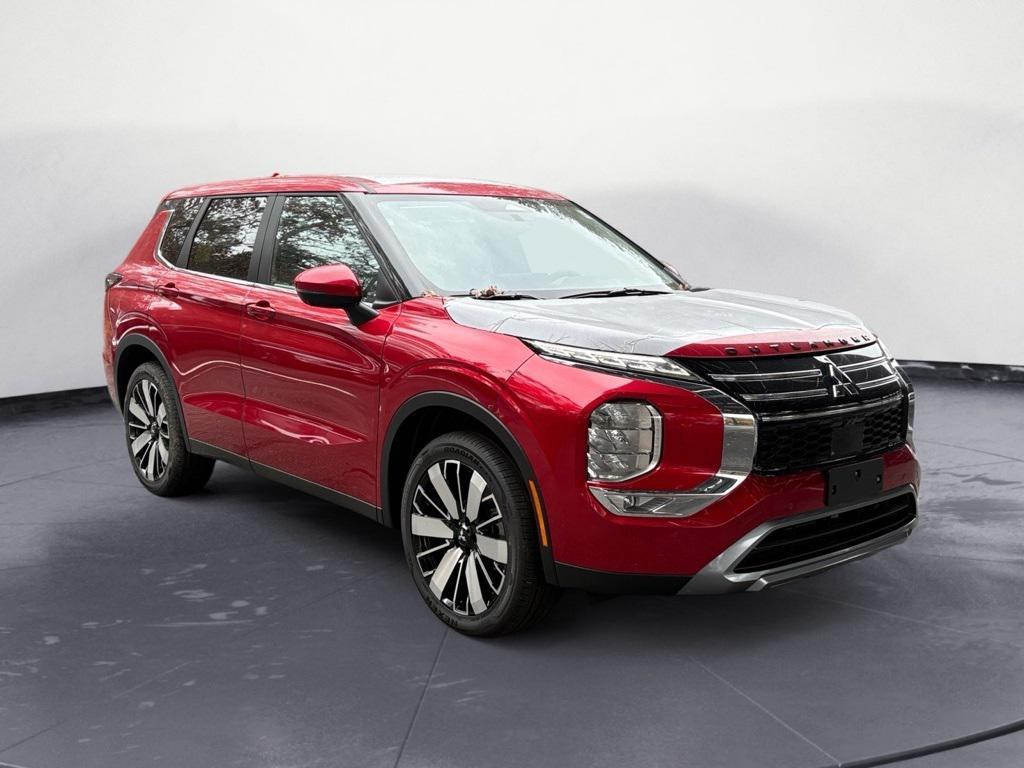 new 2025 Mitsubishi Outlander car, priced at $38,280