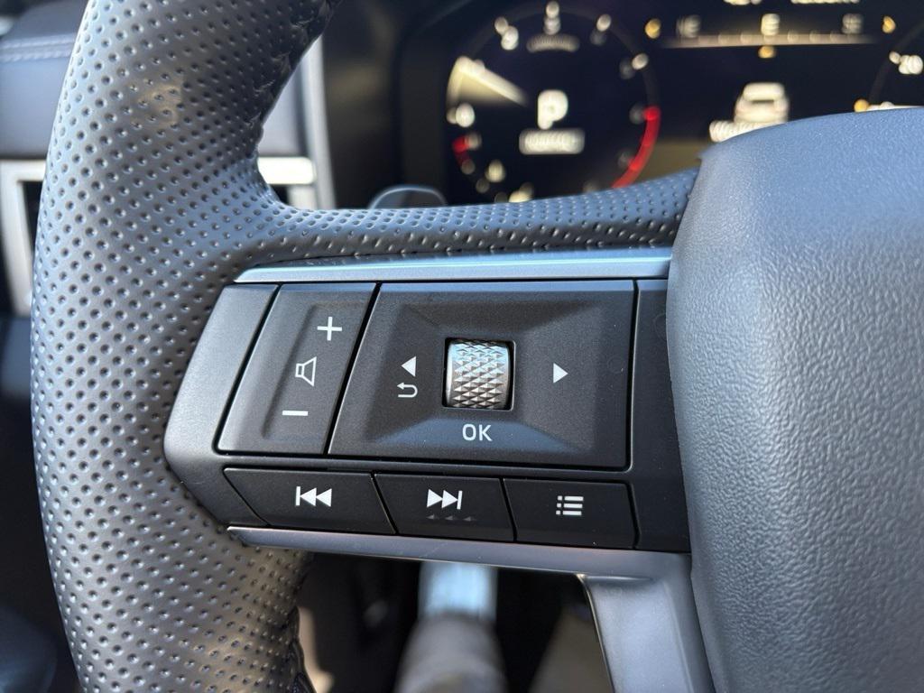 new 2025 Mitsubishi Outlander car, priced at $43,100