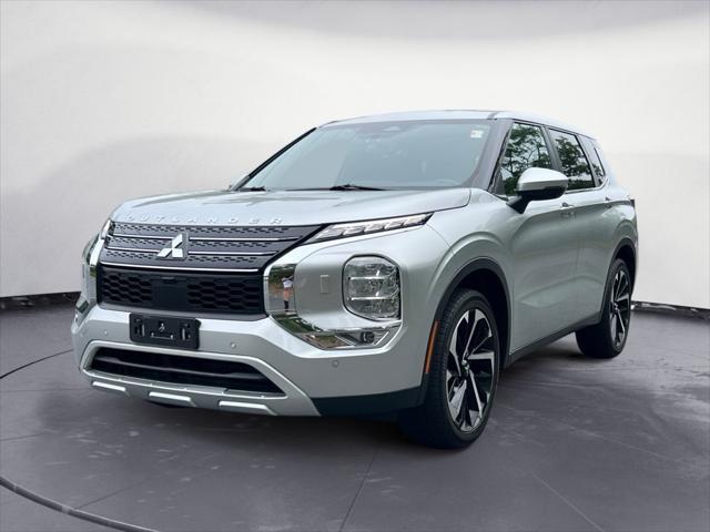 used 2022 Mitsubishi Outlander car, priced at $25,900