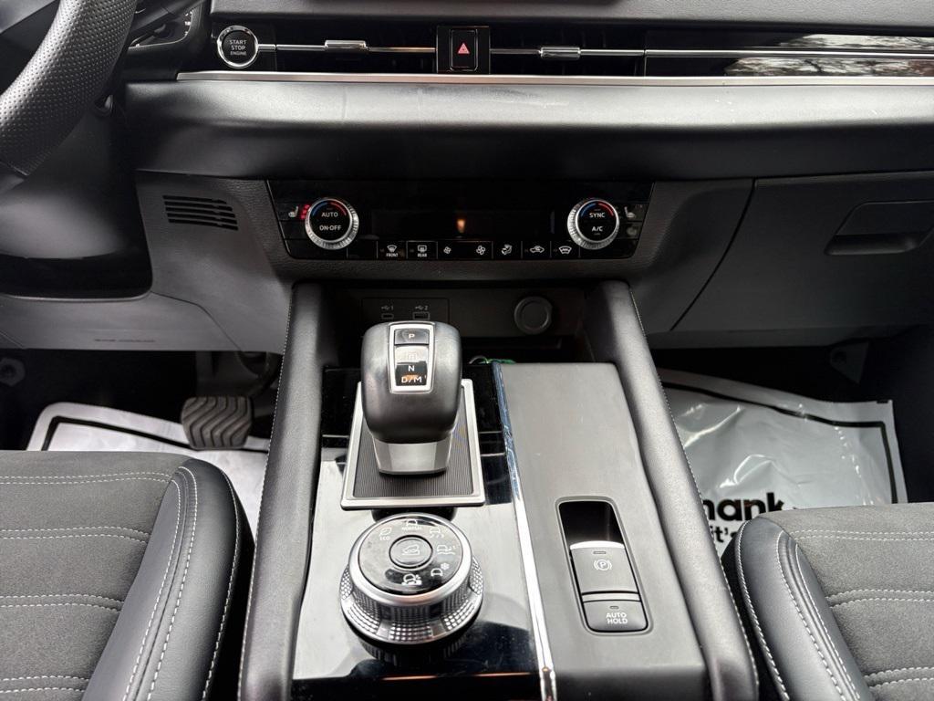 used 2023 Mitsubishi Outlander car, priced at $25,500