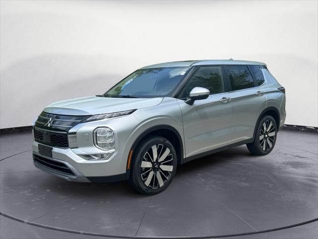 new 2025 Mitsubishi Outlander car, priced at $40,030
