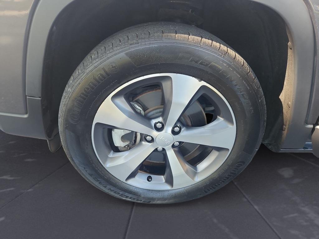 used 2022 Jeep Cherokee car, priced at $24,500