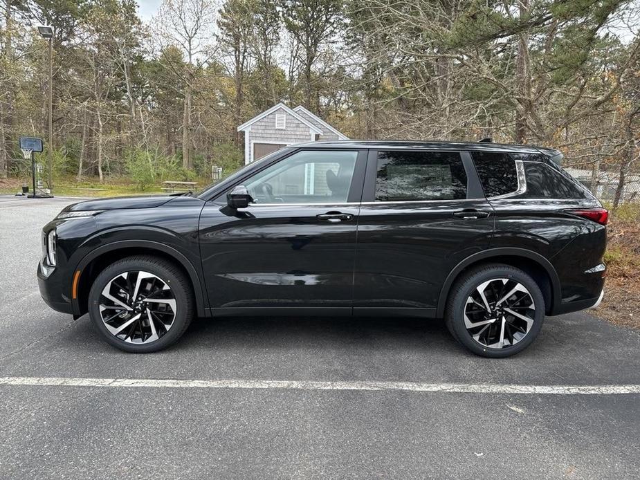 new 2024 Mitsubishi Outlander car, priced at $36,015