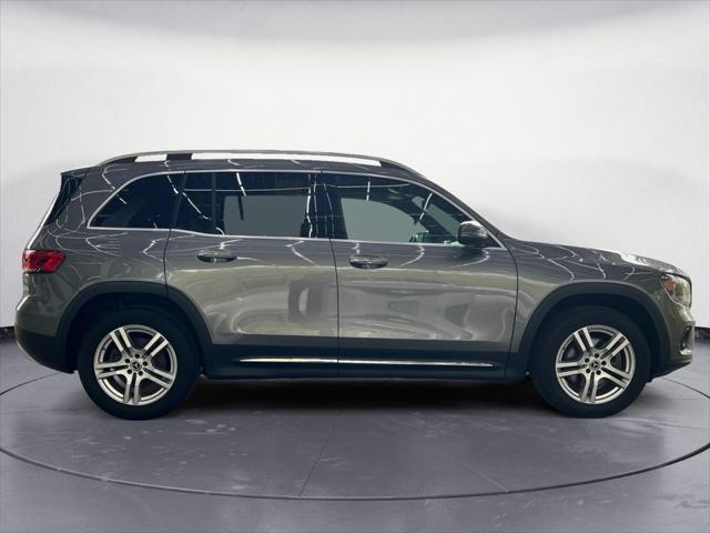 used 2021 Mercedes-Benz GLB 250 car, priced at $28,900