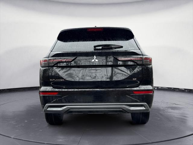 new 2025 Mitsubishi Outlander car, priced at $37,425